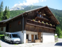 Ski Chalets for winter ski holidays in Samoens